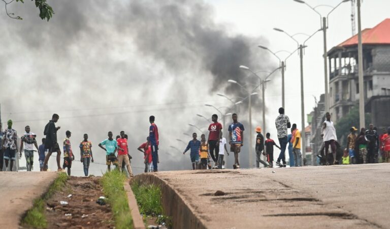 Manif du 28 juillet: un mort et des blessés par balles, plusieurs arrestations (Bilan FNDC)