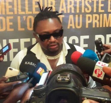 Le prix de meilleur artiste de l’Afrique de l’ouest au primud 2022, »ce concours nous a permis de faire un travail gigantesque apprécié par les votants »(Mohamed  Kamissoko).