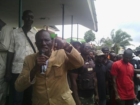 Symposium sur le constitutionnalisme : ‘’C’est une perte de temps et du gaspillage de deniers publics’’, selon Aboubacar Soumah