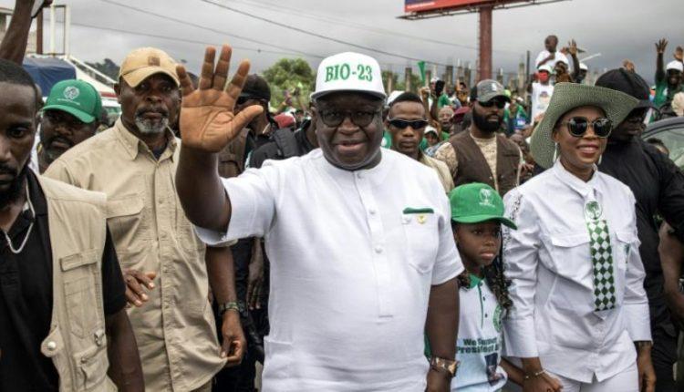 Sierra Leone : le président sortant Julius Maada Bio réélu pour un deuxième mandat