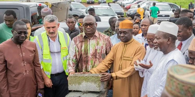 Koloma : pose de la première pierre d’une nouvelle mosquée après la délocalisation de celle située à l’aéroport