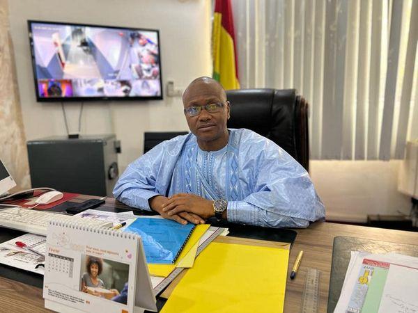 De cinq barrettes à quatre étoiles: le Chef de l’État, Son Excellence Mamadi Doumbouya, élevé par l’Armée Guinéenne au rang de Général de Corps d’Armée (Par Mandian Sidibé)