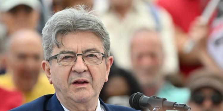 Kidnapping des leaders du FNDC: Mélenchon appelle la France à intervenir pour « qu’ils soient immédiatement libérés et mis hors de dangers »