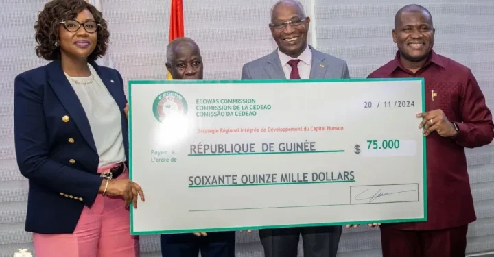 La CEDEAO octroie une subvention de 75 000 dollars américains à la Guinée 