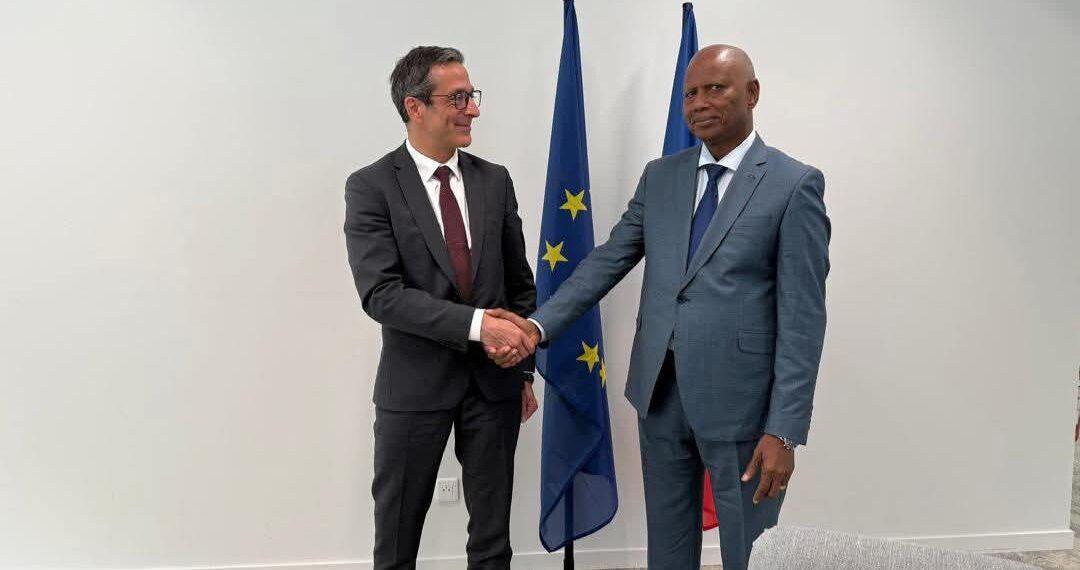 France : Referendum et Élection au menu des échanges entre le Président de la HAC #Guinee et le nouveau Président de l’ARCOM FRANCE
