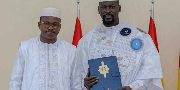 Guinée : le projet de nouvelle Constitution remis au président de la transition