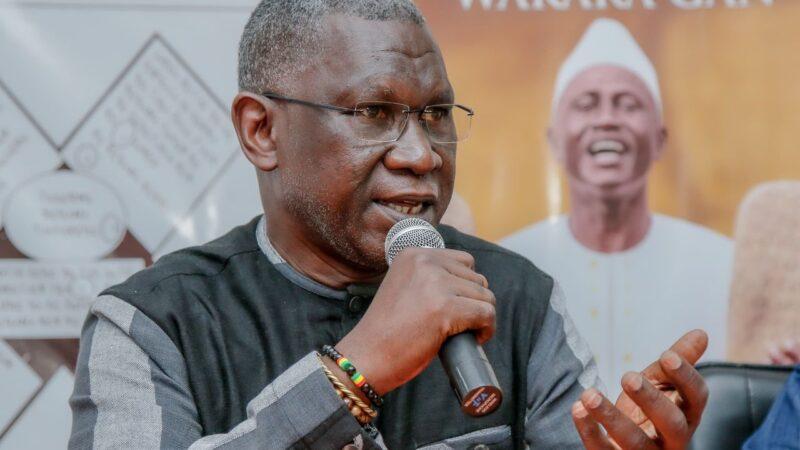 Ahmed Kanté participe à la dédicace de l’ouvrage « Wakara Gan – Les deux tablettes sacrées »