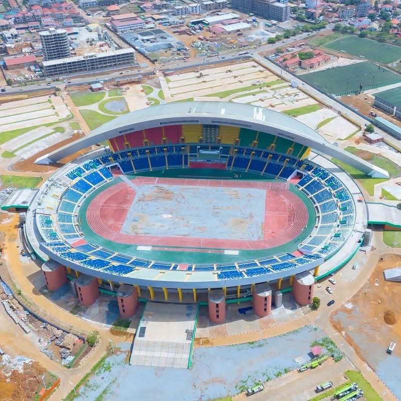 Rénovation du Stade GLC de Nongo : Tanou Diallo fustige l&rsquo;option du synthétique et interpelle le ministre Cellou Baldé