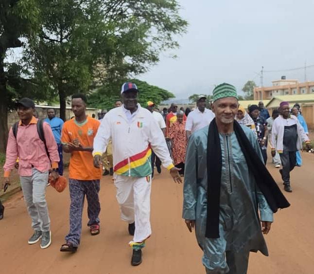 SEMAINE DE L&rsquo;INDÉPENDANCE À LABÉ : À 82 ANS, L’ANCIEN MAIRE IBRAHIMA SAMPIRING DIALLO DÉCROCHE LE 3e PRIX DU MARATHON DE L’INDÉPENDANCE