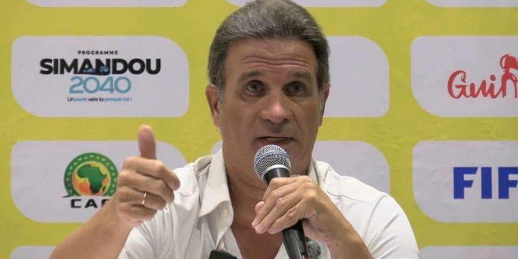 Visas et passeports de service : Paulo Duarte dénonce le calvaire administratif et l’amateurisme autour du Syli National